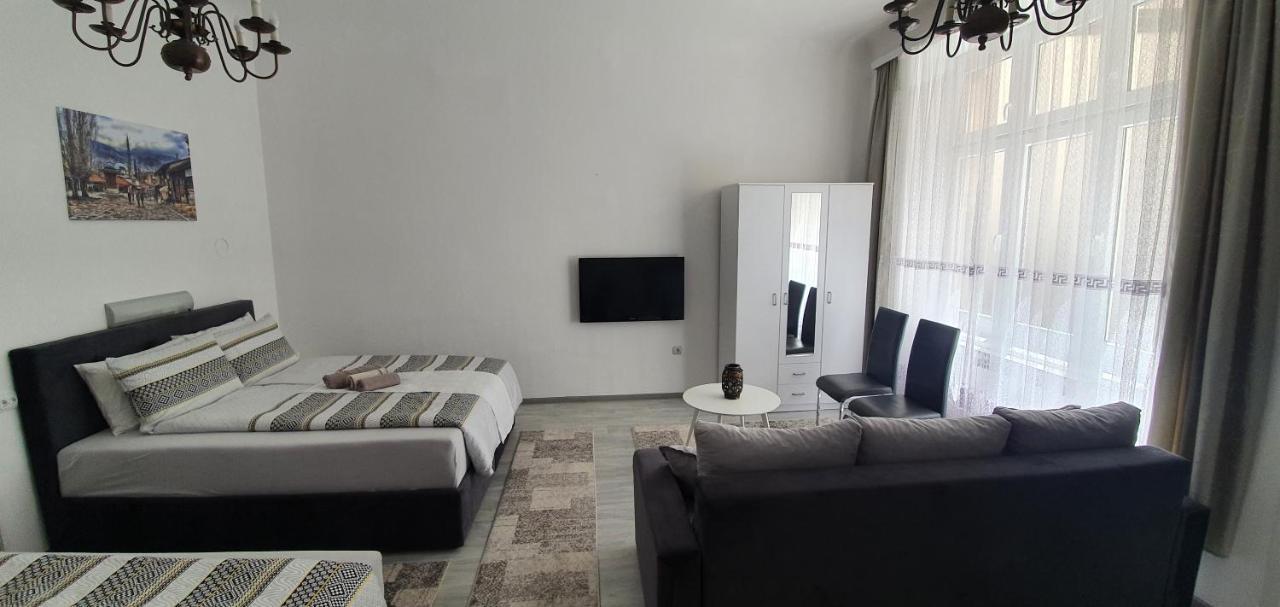 Ferhadija A&E Apartment サラエヴォ エクステリア 写真