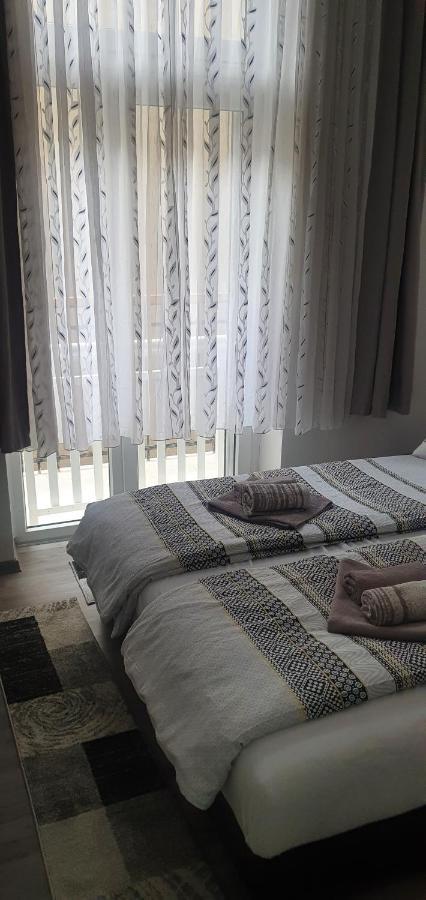 Ferhadija A&E Apartment サラエヴォ エクステリア 写真