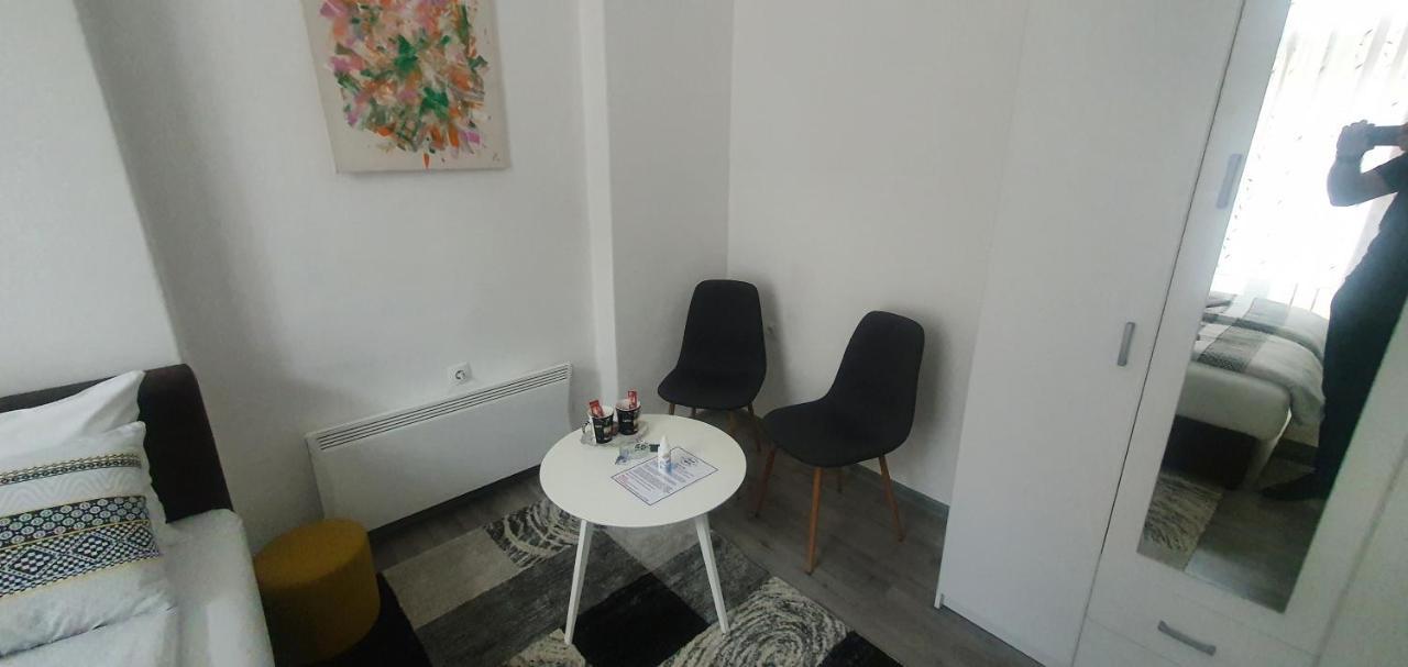 Ferhadija A&E Apartment サラエヴォ エクステリア 写真