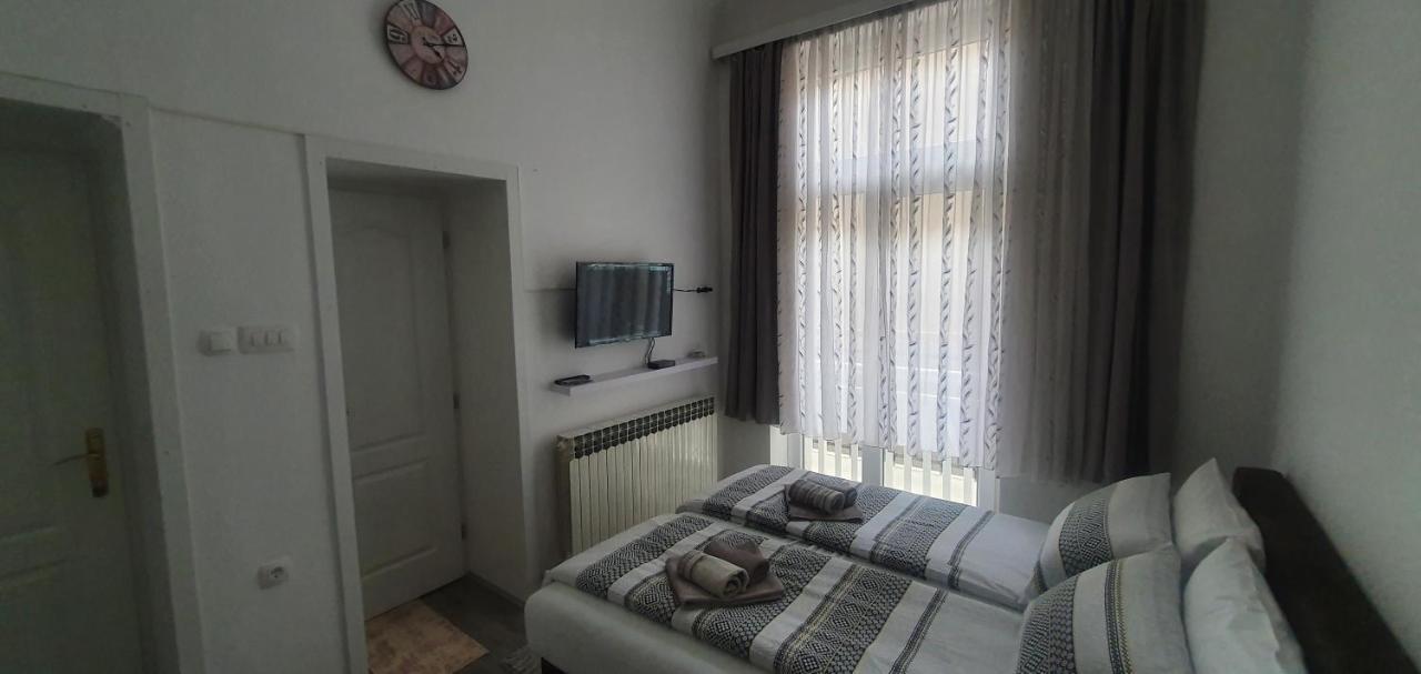 Ferhadija A&E Apartment サラエヴォ エクステリア 写真